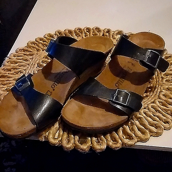 Papillio Shoes - Papillio Sandal, Size 42, Black Leather. NWOT.